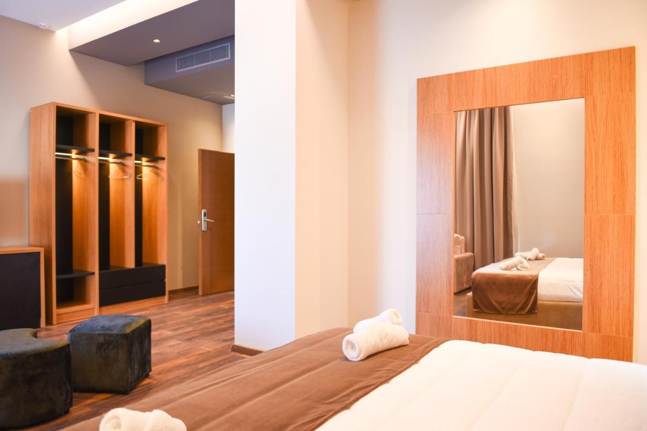 Olivia'S Hill Resort Kryemëdhej المظهر الخارجي الصورة