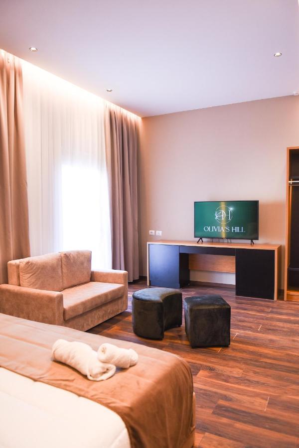 Olivia'S Hill Resort Kryemëdhej المظهر الخارجي الصورة
