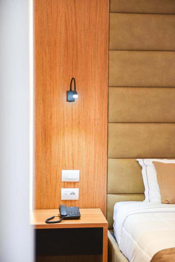 Olivia'S Hill Resort Kryemëdhej المظهر الخارجي الصورة