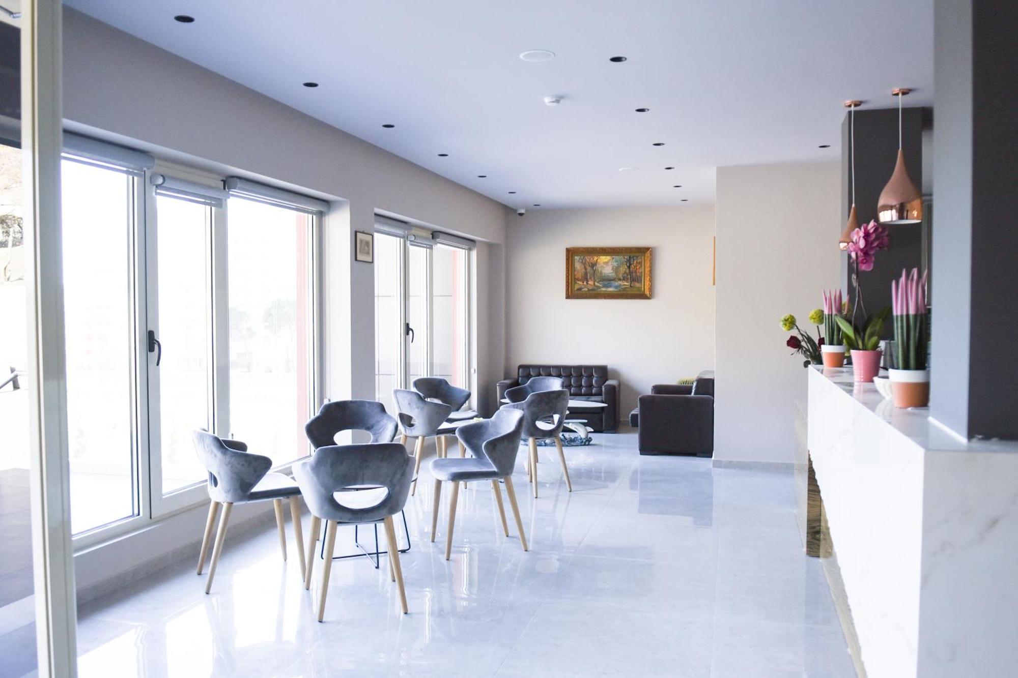 Olivia'S Hill Resort Kryemëdhej المظهر الخارجي الصورة