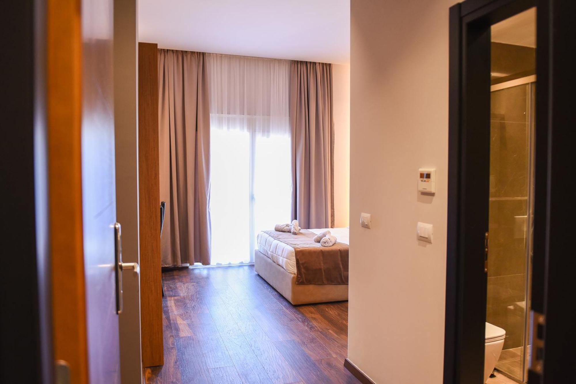 Olivia'S Hill Resort Kryemëdhej المظهر الخارجي الصورة
