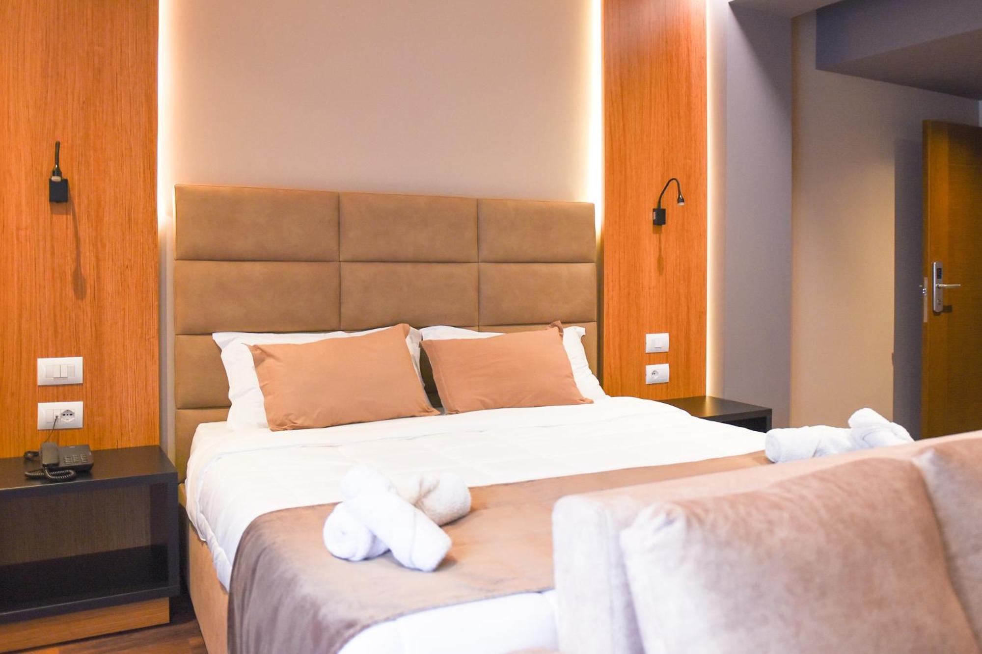 Olivia'S Hill Resort Kryemëdhej المظهر الخارجي الصورة