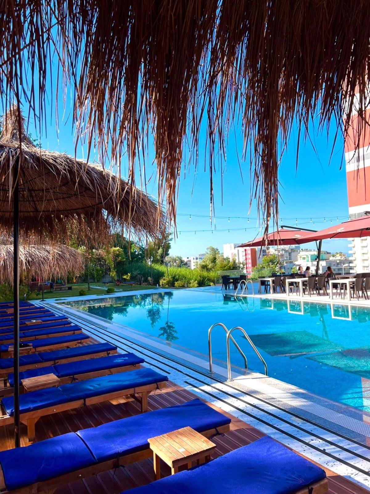 Olivia'S Hill Resort Kryemëdhej المظهر الخارجي الصورة