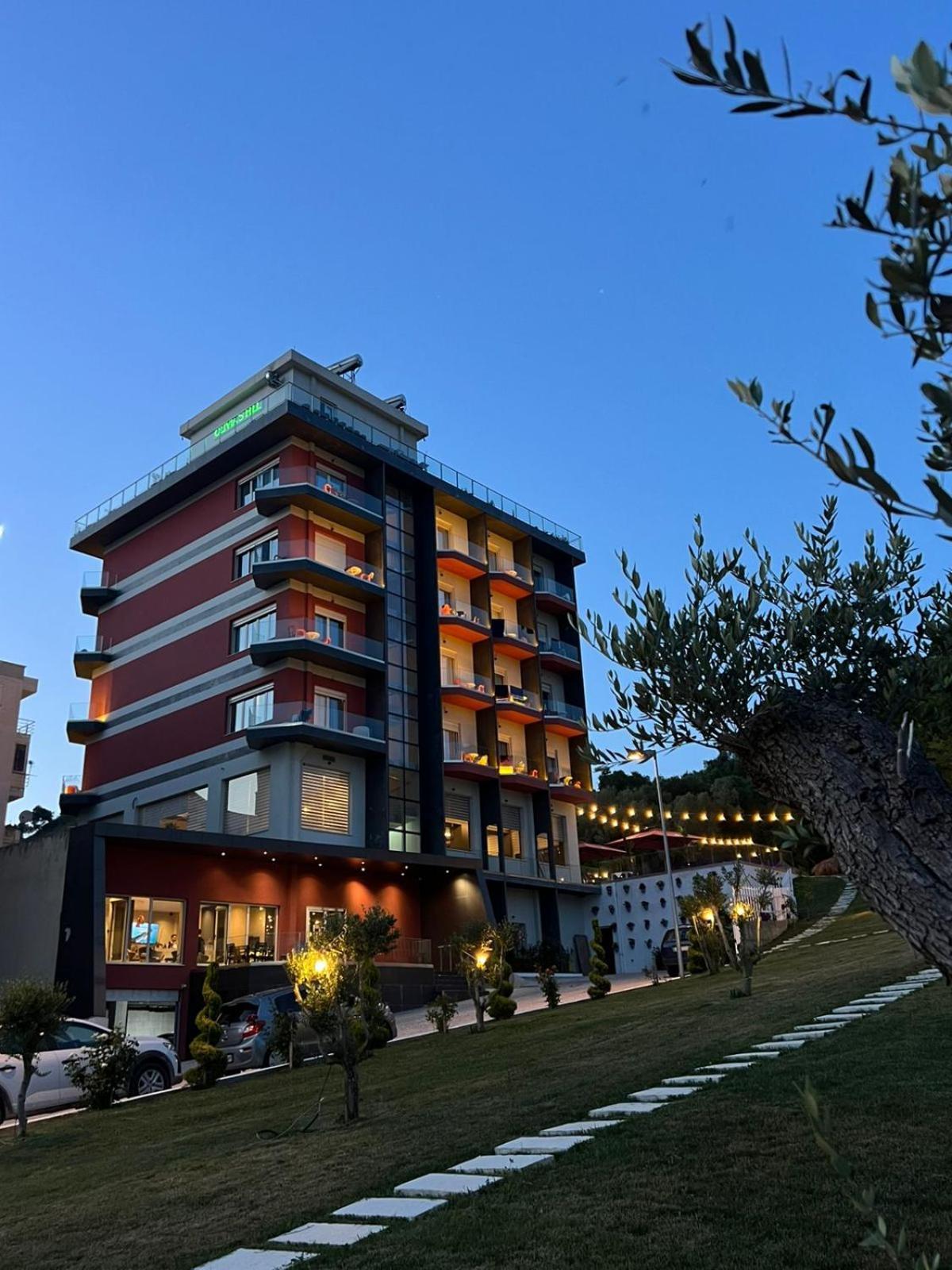 Olivia'S Hill Resort Kryemëdhej المظهر الخارجي الصورة