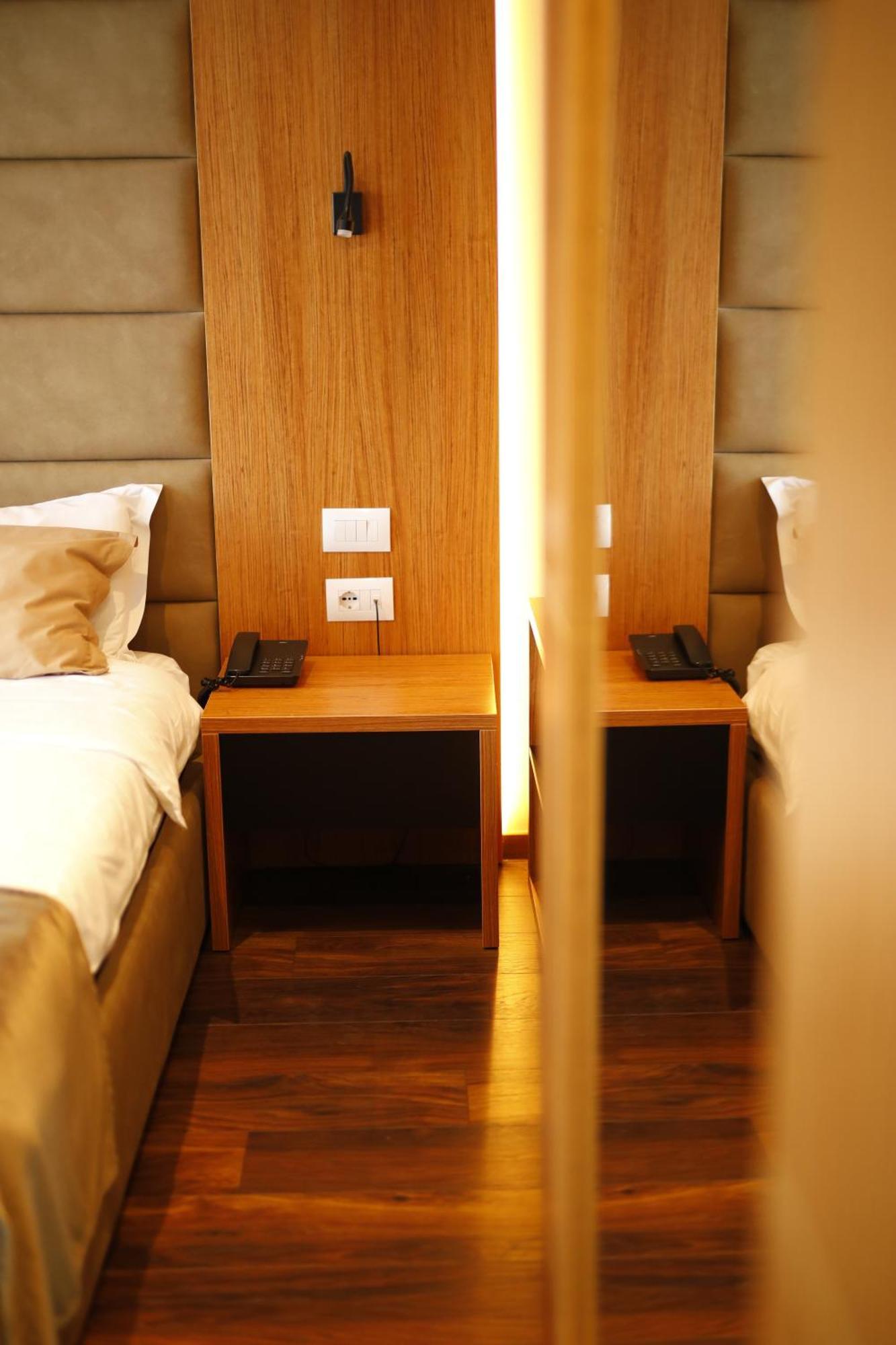 Olivia'S Hill Resort Kryemëdhej المظهر الخارجي الصورة