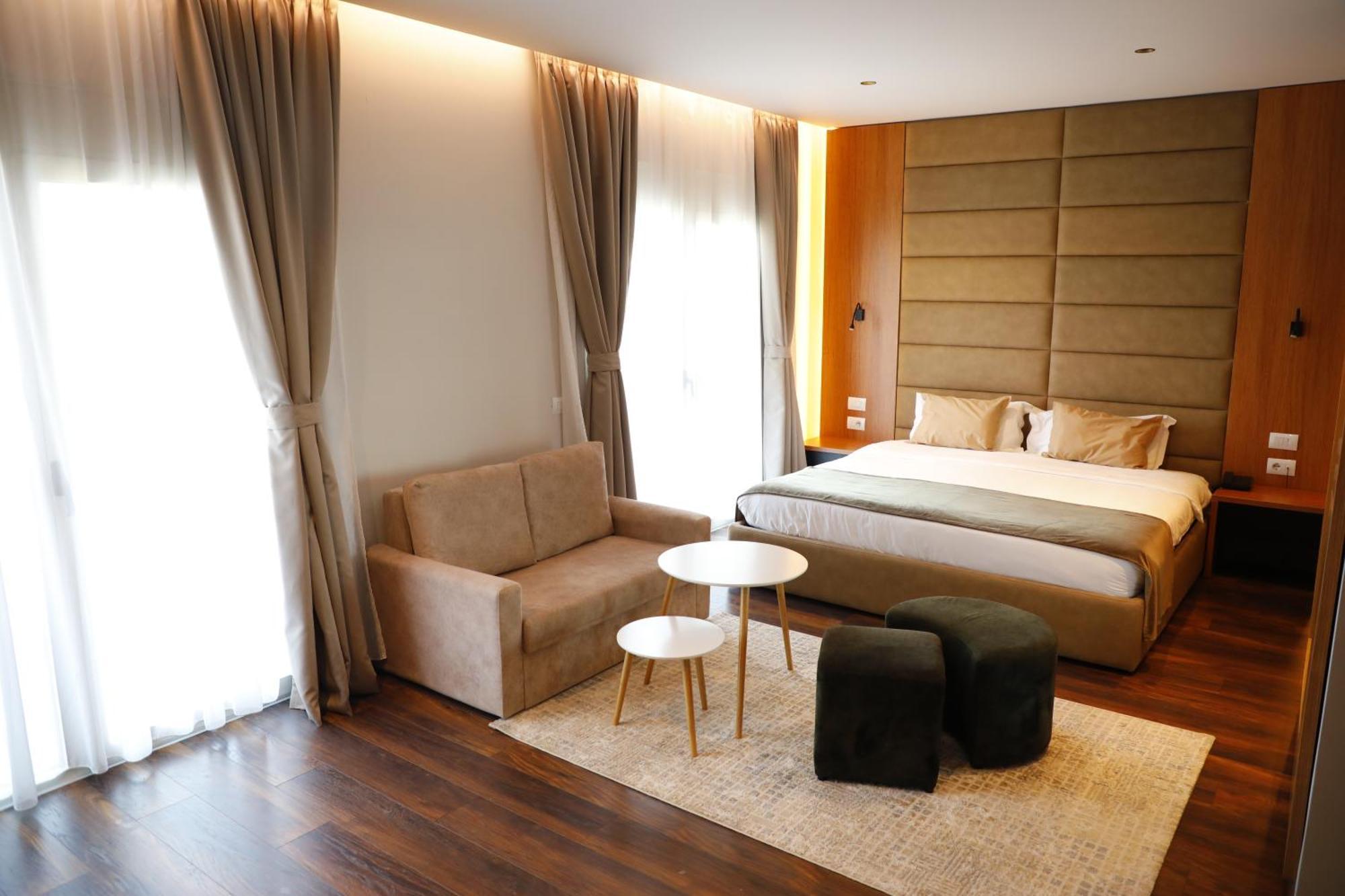Olivia'S Hill Resort Kryemëdhej المظهر الخارجي الصورة