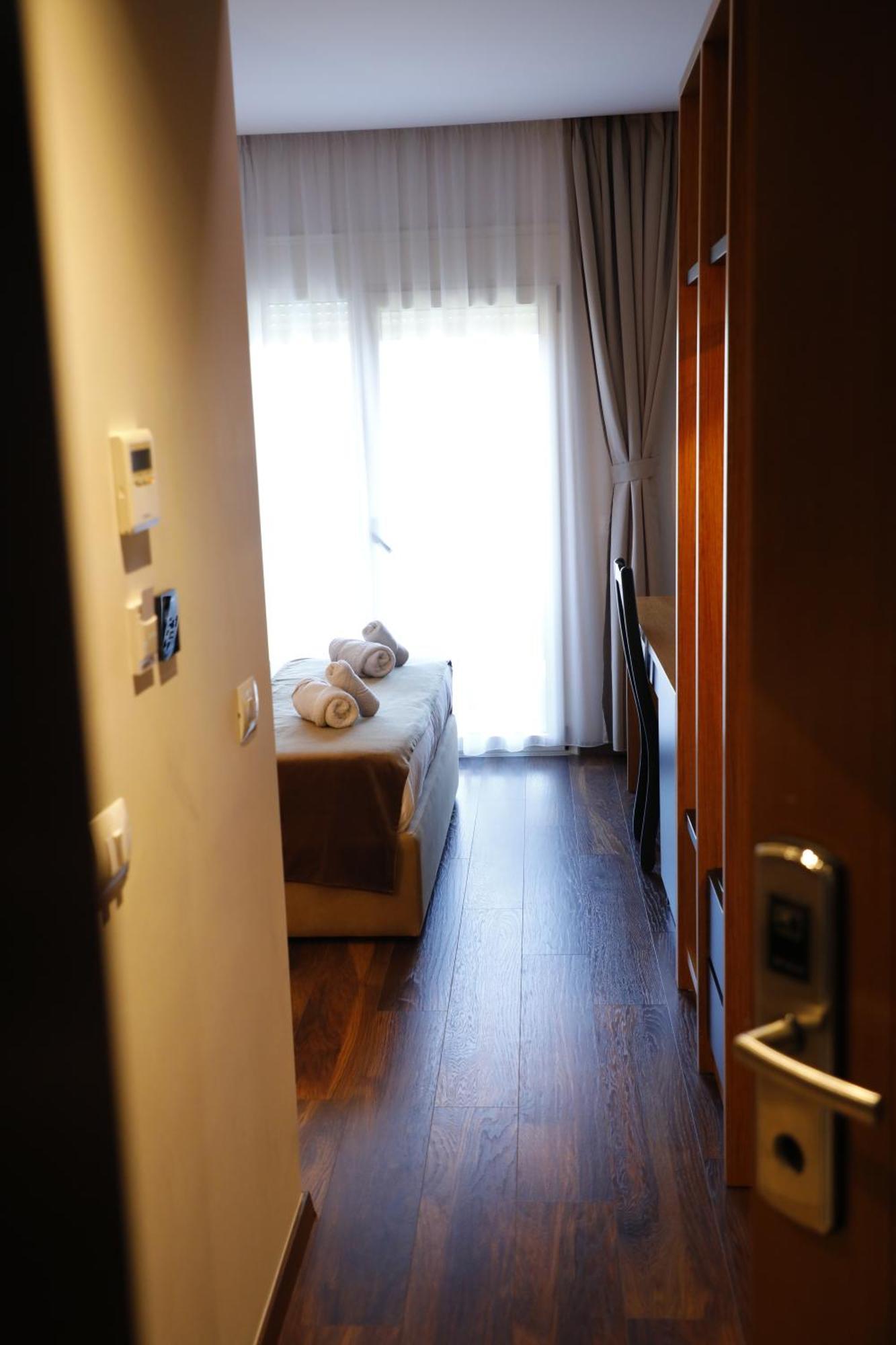 Olivia'S Hill Resort Kryemëdhej المظهر الخارجي الصورة