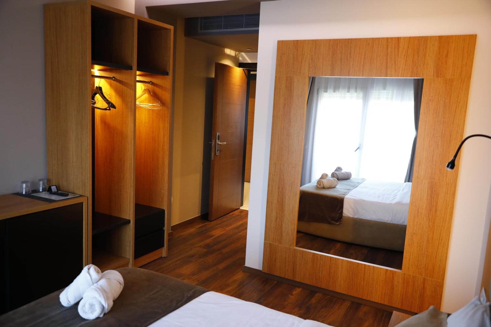 Olivia'S Hill Resort Kryemëdhej المظهر الخارجي الصورة